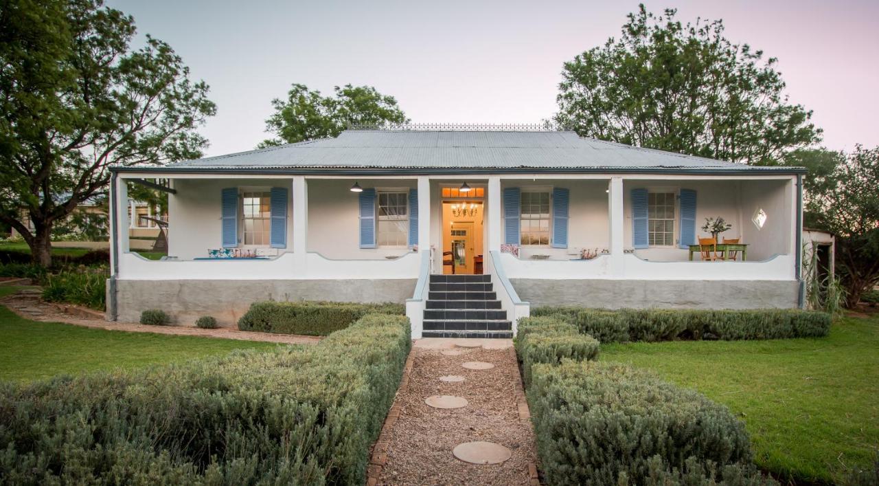 Гостевой дом Swartberg Country Manor Matjiesrivier  Экстерьер фото