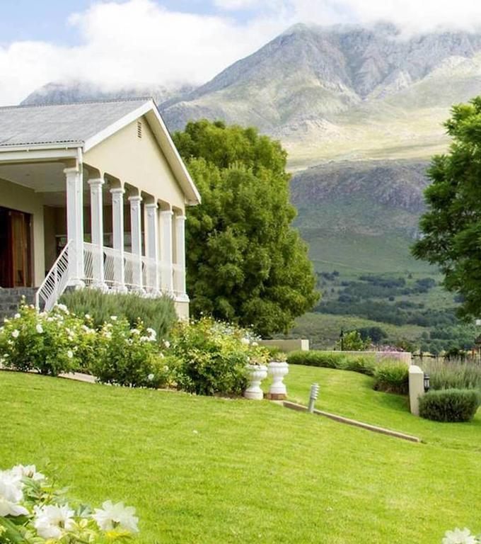 Гостевой дом Swartberg Country Manor Matjiesrivier  Экстерьер фото